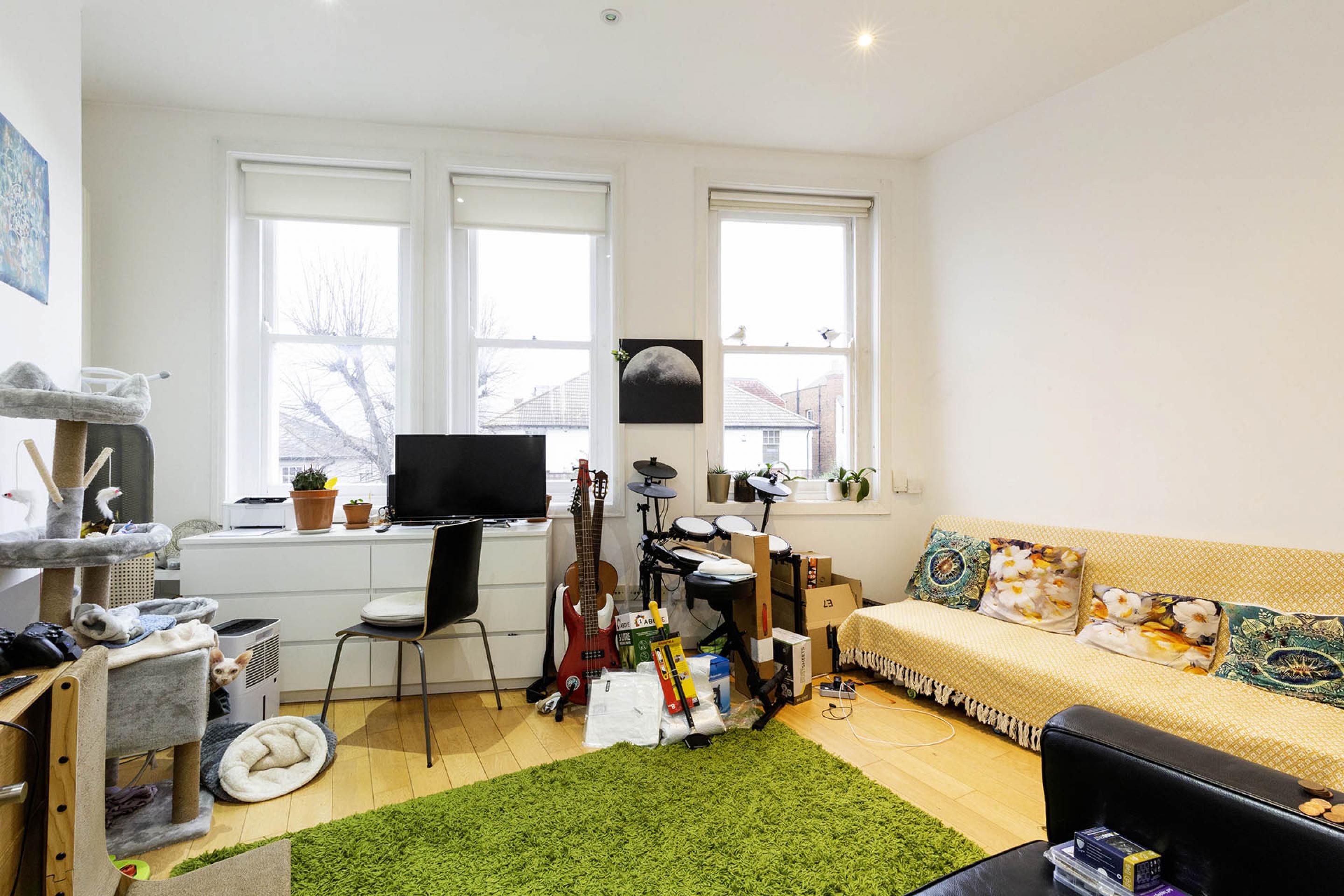  3 double bedroom split level flat located in a leafy part of Muswell Hill  Pages Lane, Muswell Hill  N10